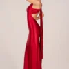 Adelina Asymmetrisches Kleid mit Rückenbinde in Rosarot Adelina Asymmetrisches Kleid mit Rückenbinde in Rosarot