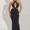 Adriana Maxikleid aus Samt mit Neckholder-Ausschnitt in Tiefschwarz