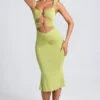 Aelia Modal-Kleid mit Rüschen, Metallverzierungen und Cut-outs in Olivgrün