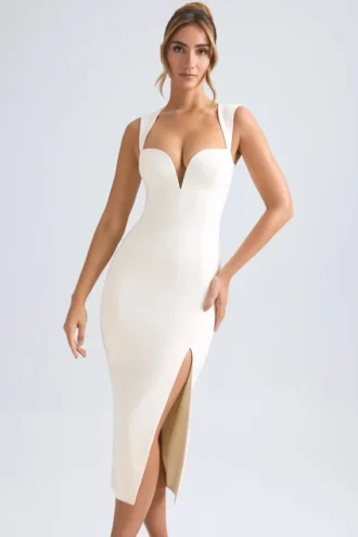Aiko Midaxi-Kleid mit Herzausschnitt in Elfenbein