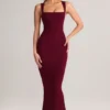 Ainslee Midi-Kleid aus Modal mit quadratischem Ausschnitt in Weinrot Ainslee Midi-Kleid aus Modal mit quadratischem Ausschnitt in Weinrot