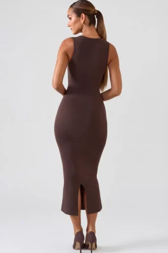 Ainslee Midi-Kleid mit quadratischem Ausschnitt in Schokoladenbraun Ainslee Midi-Kleid mit quadratischem Ausschnitt in Schokoladenbraun