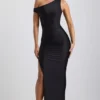 Akeeva Asymmetrisches One-Shoulder-Maxikleid mit Rüschen in Schwarz Akeeva Asymmetrisches One-Shoulder-Maxikleid mit Rüschen in Schwarz