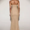 Alabelle Metallic-Spitzen-Godet-Fischschwanzkleid in Gold Alabelle Metallic-Spitzen-Godet-Fischschwanzkleid in Gold