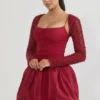 Aletta Minikleid mit verziertem Bubble-Saum in Rot