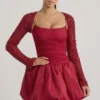 Aletta Minikleid mit verziertem Bubble-Saum in Rot