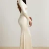 Alila Maxikleid mit Schleifen-Detail und Rüschen in Elfenbein Alila Maxikleid mit Schleifen-Detail und Rüschen in Elfenbein
