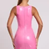 Allani Vinyl-Minikleid mit tiefem Ausschnitt in Rosa Allani Vinyl-Minikleid mit tiefem Ausschnitt in Rosa