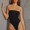 Allegra Bandeau-Bodys in Schwarz Allegra Bandeau-Bodys in Schwarz