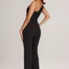 Alouette Modal-Jumpsuit mit einer Schulter in Schwarz Alouette Modal-Jumpsuit mit einer Schulter in Schwarz