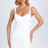 Amaria Micro-Minikleid mit Herzausschnitt in Weiß Amaria Micro-Minikleid mit Herzausschnitt in Weiß