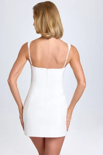 Amaria Micro-Minikleid mit Herzausschnitt in Weiß