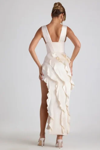 Ambrosia Maxikleid mit Rüschenbesatz und Korsett in Elfenbein