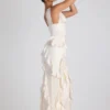 Ambrosia Maxikleid mit Rüschenbesatz und Korsett in Elfenbein Ambrosia Maxikleid mit Rüschenbesatz und Korsett in Elfenbein