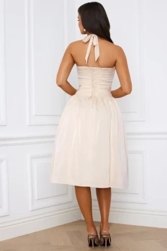 Amelie Midi-Kleid mit Neckholder, Schnürung und Rüschen aus Spitze in Elfenbein