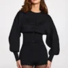 Anele Strick-Cardigan mit langen Ärmeln in Schwarz Anele Strick-Cardigan mit langen Ärmeln in Schwarz