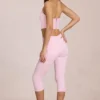 Anessa Capri-Jeans mit mittlerer Leibhöhe in Blossom Pink