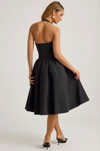 Angelina Midi-Kleid mit Neckholder und Schleifendetail in Schwarz
