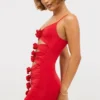 Aniela Slinky Jersey Minikleid mit Rosenverzierung und Cut-outs in Scharlachrot Aniela Slinky Jersey Minikleid mit Rosenverzierung und Cut-outs in Scharlachrot