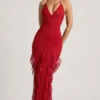 Anley Maxikleid mit Rüschen und verziertem Neckholder in Rot Anley Maxikleid mit Rüschen und verziertem Neckholder in Rot