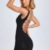 Aoife Modal-Minikleid mit Spitzenbesatz in Schwarz Aoife Modal-Minikleid mit Spitzenbesatz in Schwarz
