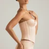 Araminta Schnürkorsett-Oberteil in Beige-Gold Araminta Schnürkorsett-Oberteil in Beige-Gold