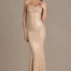 Ariette Premium Maxikleid mit Verzierungen und offenem Rücken in Gold Ariette Premium Maxikleid mit Verzierungen und offenem Rücken in Gold