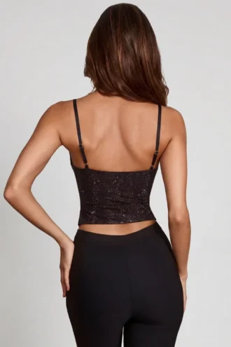 Armelia verziertes Peekaboo-Oberteil mit Wasserfallausschnitt in Schwarz