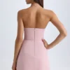 Arta trägerloses, strukturiertes Tulpen-Minikleid in Pink-Mauve Arta trägerloses, strukturiertes Tulpen-Minikleid in Pink-Mauve