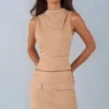 Aurelle Rollkragen-Oberteil aus Kunstwildleder in Beige Aurelle Rollkragen-Oberteil aus Kunstwildleder in Beige