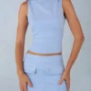 Aurelle Rollkragen-Oberteil aus Kunstwildleder in Soft Blue Aurelle Rollkragen-Oberteil aus Kunstwildleder in Soft Blue