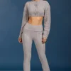 Ausgestellte Hose mit Umschlag und Zopfmuster in Grau meliert