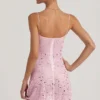 Averie Transparentes, verziertes Minikleid mit quadratischem Ausschnitt in Pink Averie Transparentes, verziertes Minikleid mit quadratischem Ausschnitt in Pink