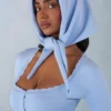 Aviana Strick-Kopftuch in Soft Blue Aviana Strick-Kopftuch in Soft Blue