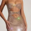 Ayleen Minikleid mit Verzierungen und Cut-outs in Mandel Ayleen Minikleid mit Verzierungen und Cut-outs in Mandel
