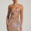 Ayleen Minikleid mit Verzierungen und Cut-outs in Mandel Ayleen Minikleid mit Verzierungen und Cut-outs in Mandel