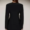 Azelie Einreihiges Blazer-Minikleid in Schwarz Azelie Einreihiges Blazer-Minikleid in Schwarz
