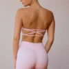 Bandeau-BH mit gekreuzten Trägern in Soft Pink Bandeau-BH mit gekreuzten Trägern in Soft Pink