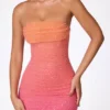 Basel Verziertes trägerloses Minikleid in Rot und Orange Ombré Basel Verziertes trägerloses Minikleid in Rot und Orange Ombré