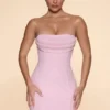 Basel Verziertes trägerloses Minikleid mit Wasserfallausschnitt in Blush Basel Verziertes trägerloses Minikleid mit Wasserfallausschnitt in Blush