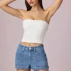 Beata A-Linien-Shorts mit hoher Taille in mittelblauer Waschung Beata A-Linien-Shorts mit hoher Taille in mittelblauer Waschung