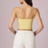 Beata Shorts mit hoher Taille und A-Linien-Schnitt in Ecru-Waschung