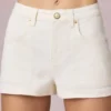 Beata Shorts mit hoher Taille und A-Linien-Schnitt in Ecru-Waschung