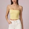 Beata Shorts mit hoher Taille und A-Linien-Schnitt in Ecru-Waschung