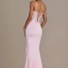 Beatrix Premium-Korsettkleid mit verzierter Spitze in Babyrosa Beatrix Premium-Korsettkleid mit verzierter Spitze in Babyrosa
