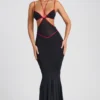 Bella Abendkleid mit kontrastierenden Einfassungen und Cut-outs in Schwarz Bella Abendkleid mit kontrastierenden Einfassungen und Cut-outs in Schwarz