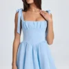 Bellamy Drapiertes Korsett-Minikleid in Powder Blue Bellamy Drapiertes Korsett-Minikleid in Powder Blue