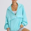 Übergroße Trainingsjacke in Aqua
