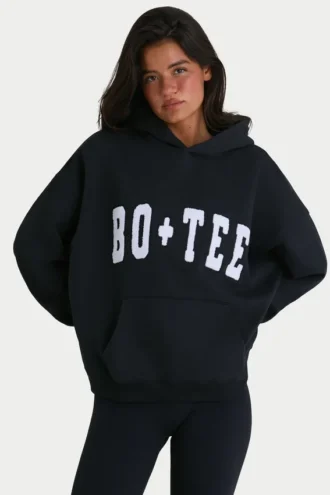 Übergroßer Hoodie in Schwarz