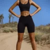 Biker-Shorts mit hoher Taille und FlexiRib-Stoff in Schwarz Biker-Shorts mit hoher Taille und FlexiRib-Stoff in Schwarz